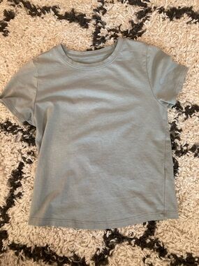 Old Navy Short Sleeve Crewneck Tee in Sage Green